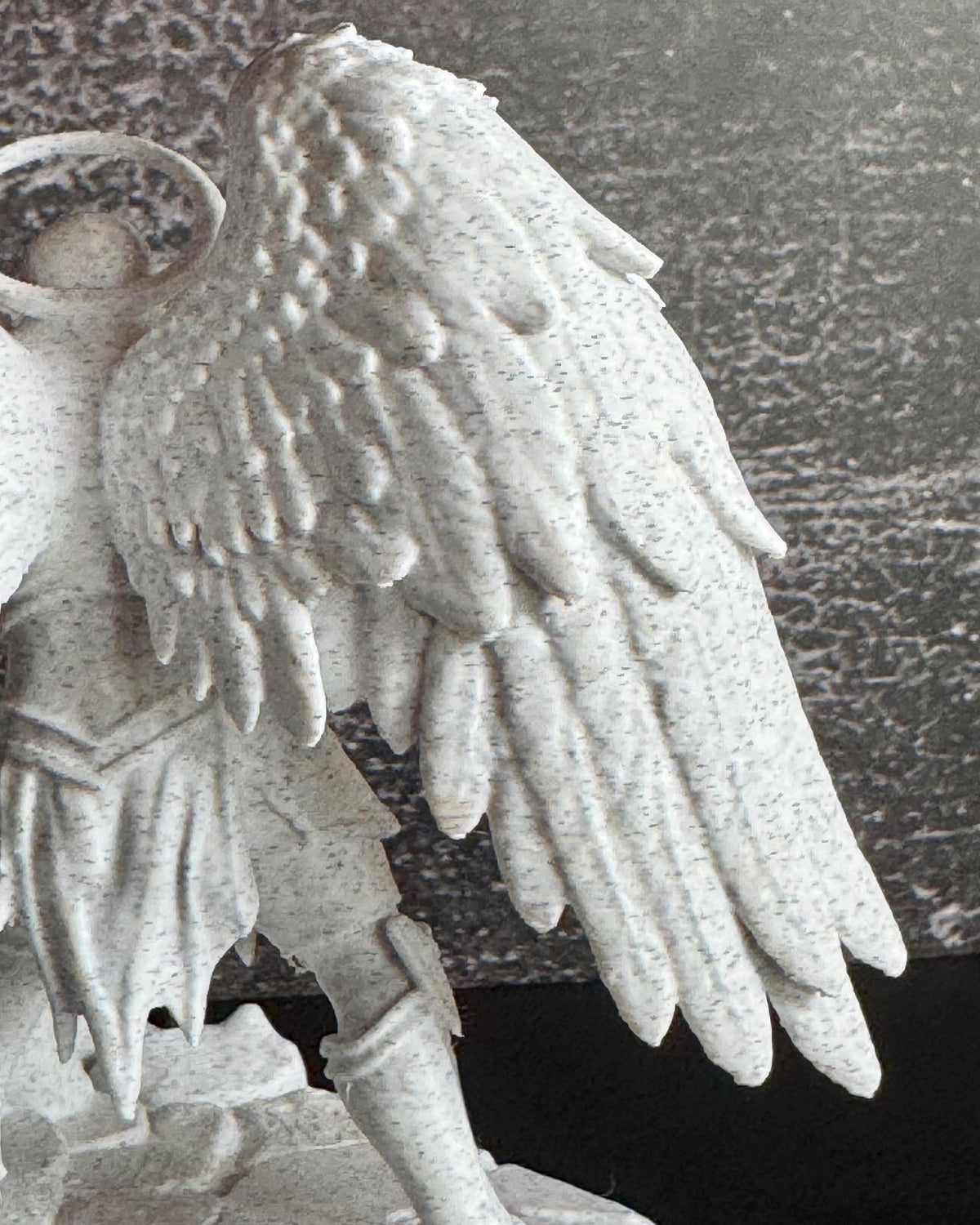 Archangel Michael Statue – Psalm 3:7 – Christian Religious Sculpture – Angel Defeating Evil – Faith Decor